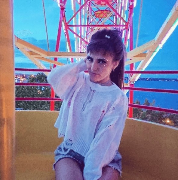 36-latka Chętnie Pozna Fajnego I Czarującego Mężczyznę