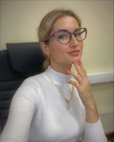 Kelnerka Z Ukrainy Marzy Towarzysza