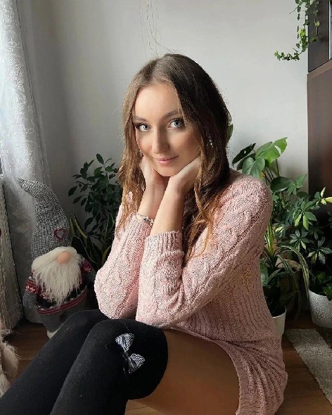 Kobieta, Która Ma 30 Lat Szuka Mężczyzny Na Dziś