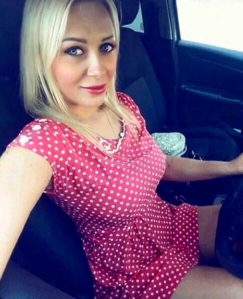 Starsza Mamuśka Pragnie Nowe Doświadczenia