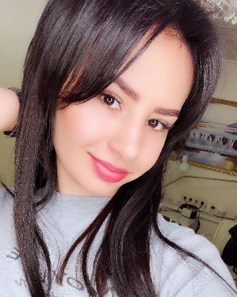 Chciałabym Abyś Spędził Ze Mną Wieczór