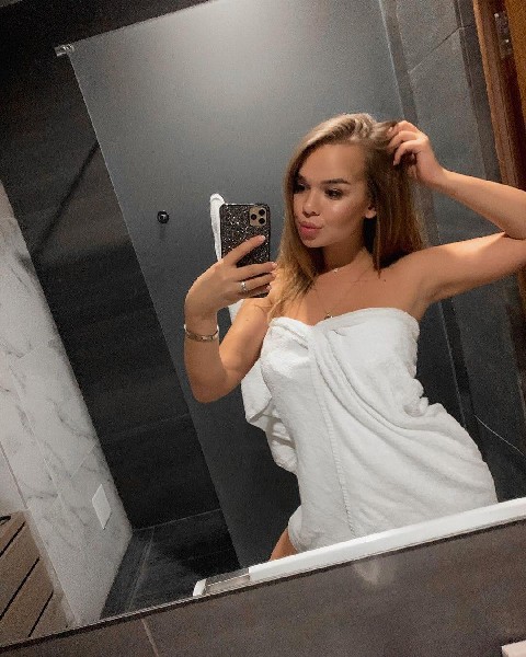 Młoda I Zgrabna Panienka Chce Zaawansowanego