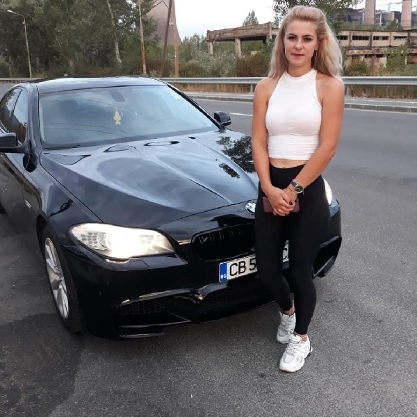 Ona Pragnie Zasponsorować Faceta Na Dziś