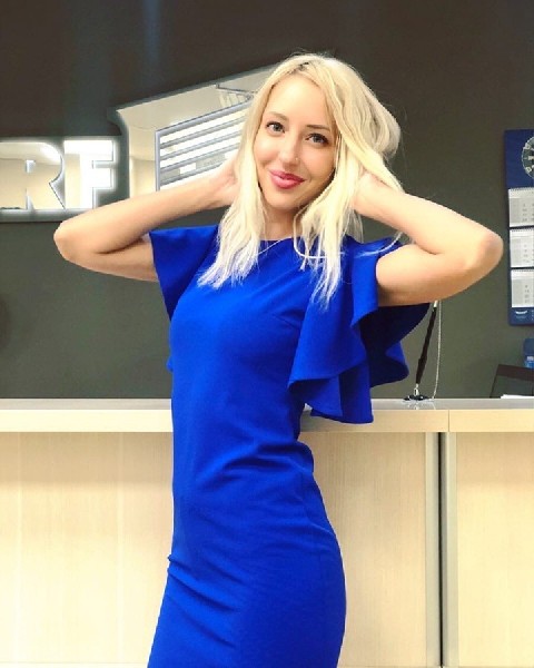 Ukraińska Pani Pragnie Bratniej Duszy Po Zerwaniu