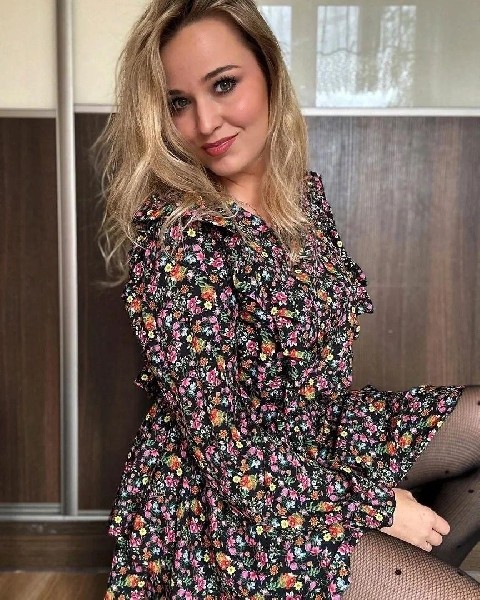 Sponsorka Szuka Faceta