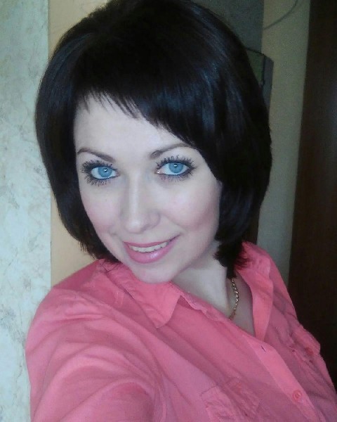 Namiętna Dama Szuka Przygód I Partnera