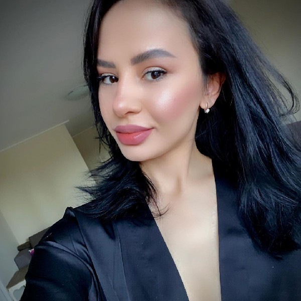 Dama Szuka Pana Na Spotkania Wieczorami