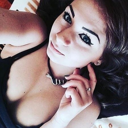Podziwiaj Profile Niezaspokojonych Lasek I Umawiaj Się Z Nimi