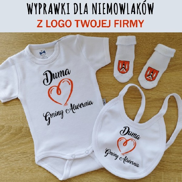Wyprawki Dla Niemowląt Z Logo Firmy 3