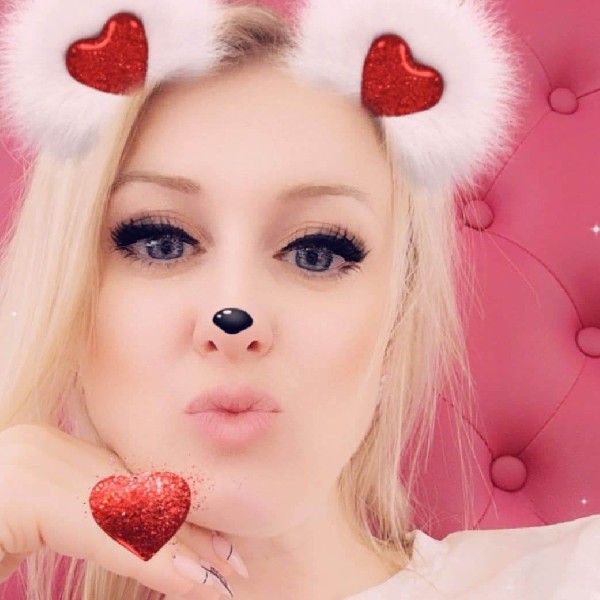 Pani Ustatkowana Poszukuje Mężczyznyę Do Urzeczywistniania Marzeń