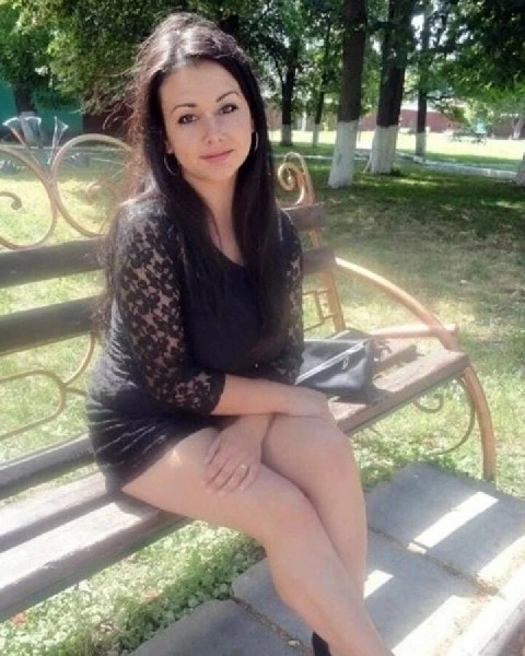 Młoda Szuka Faceta Na Dyskretne Zabawy