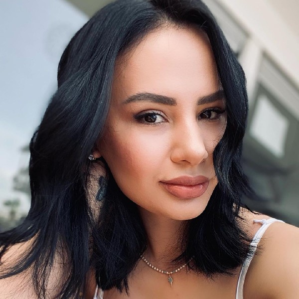 Chciałabym Przeżyć To Coś Jeszcze Raz, To Co Nazywają Namiętnością Drugim Człowiekiem